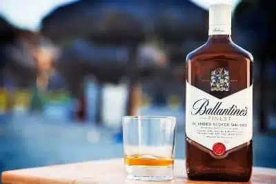 Whisky barato Ballantines